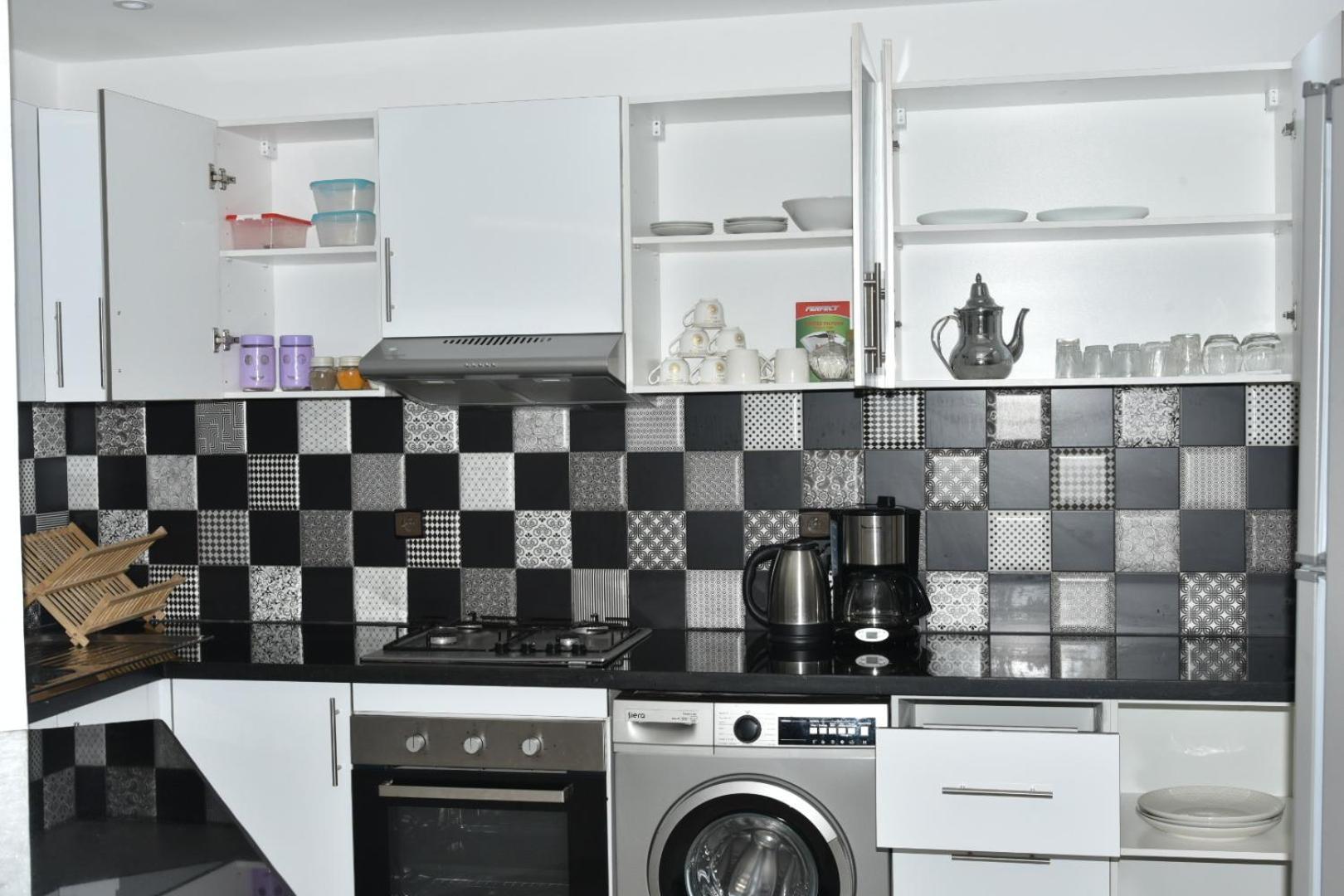 Bright 3-Br In Heart Of Kenitra-Perfect Summer Stay With Parking! Exterior foto